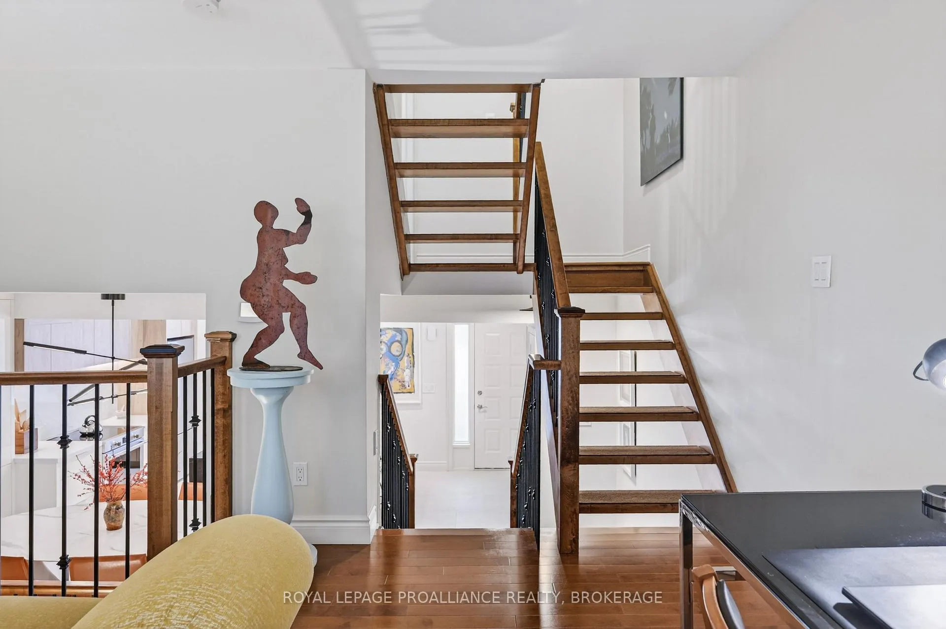 Photo 11 of Unit 43, 1 Place D'armes, Kingston, East of Sir John A. Blvd — HOMEH