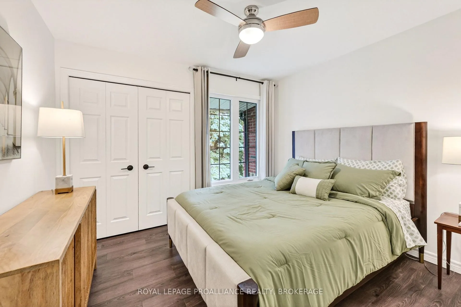 Photo 19 of Unit 43, 1 Place D'armes, Kingston, East of Sir John A. Blvd — HOMEH