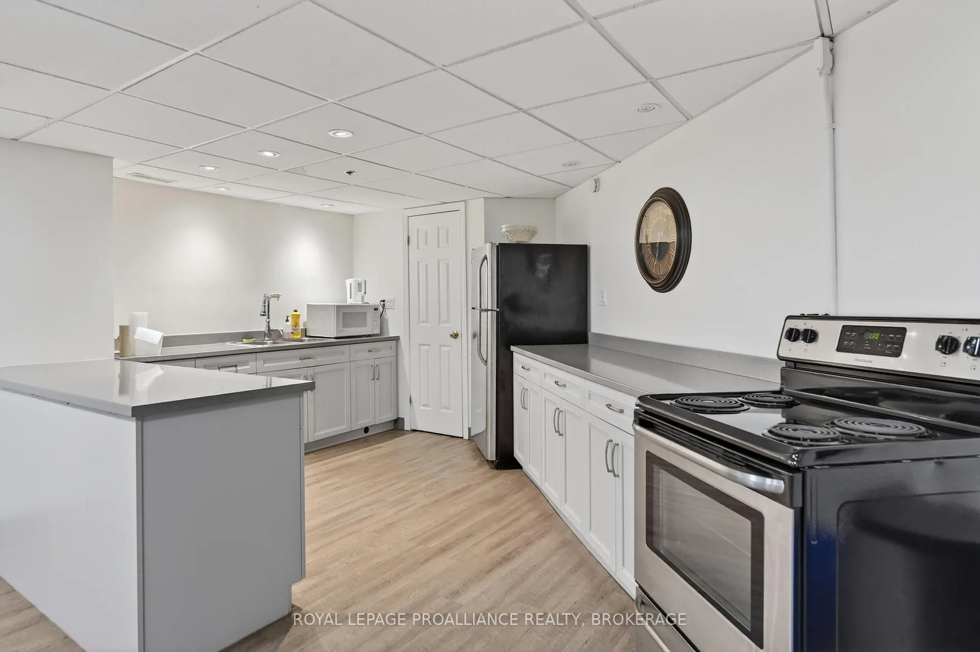Photo 36 of Unit 43, 1 Place D'armes, Kingston, East of Sir John A. Blvd — HOMEH