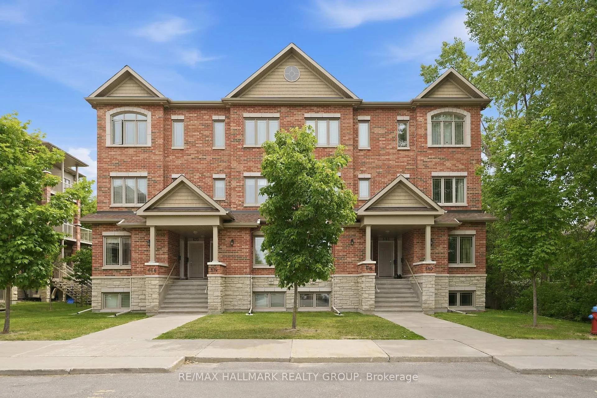 Photo 1 of 670 Danaca Private, Ottawa, Carson Meadows — HOMEH