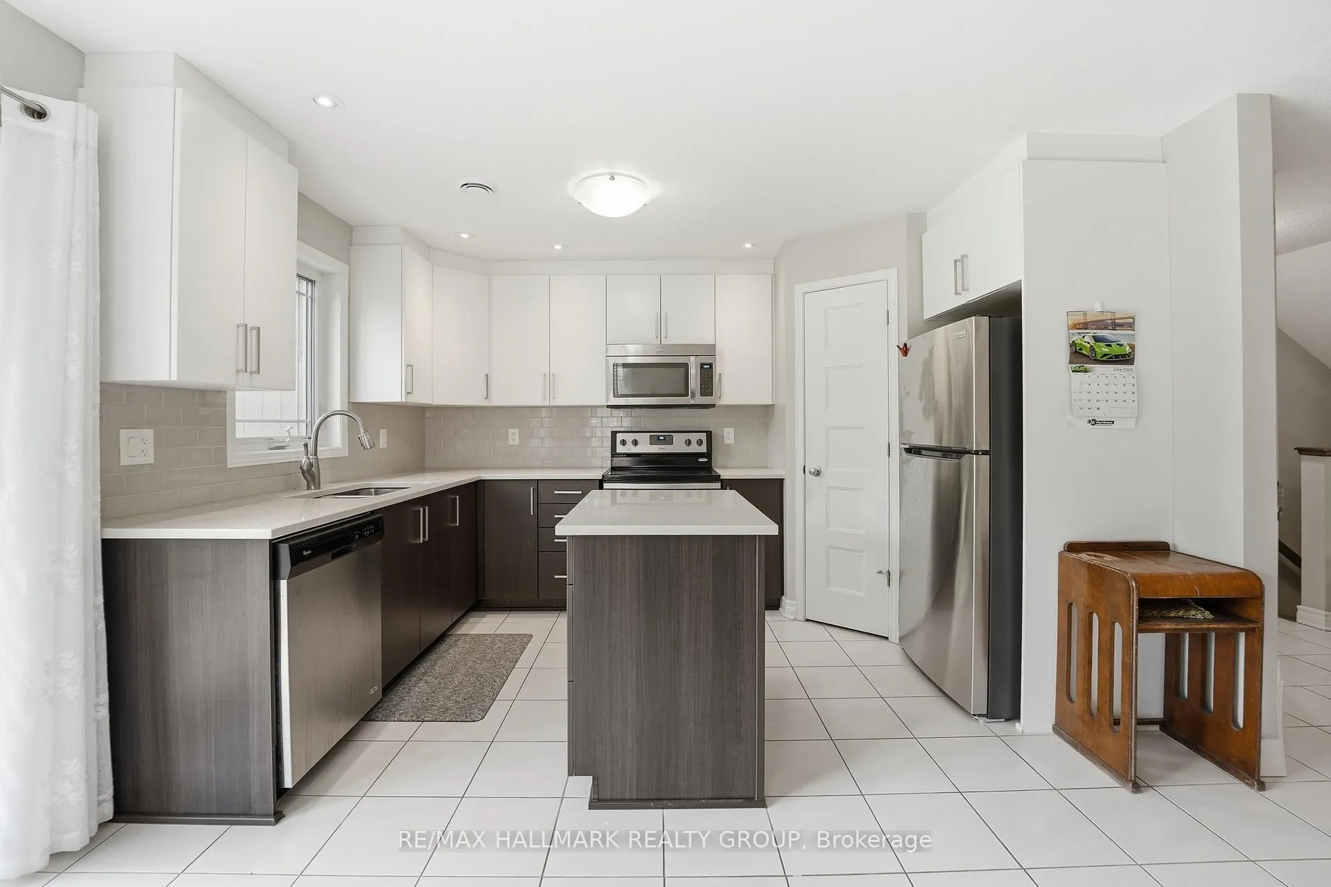Photo 6 of 670 Danaca Private, Ottawa, Carson Meadows — HOMEH