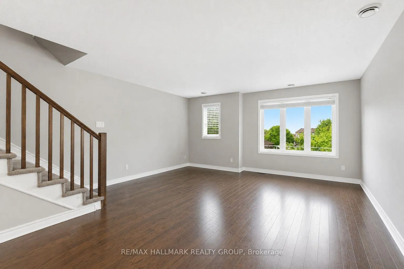 Photo 12 of 670 Danaca Private, Ottawa, Carson Meadows — HOMEH