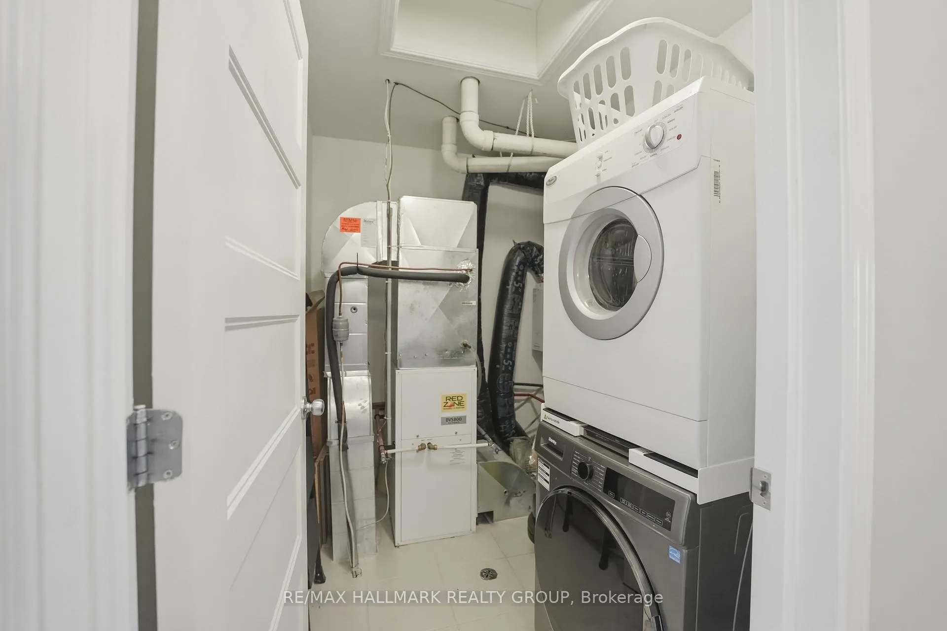 Photo 30 of 670 Danaca Private, Ottawa, Carson Meadows — HOMEH