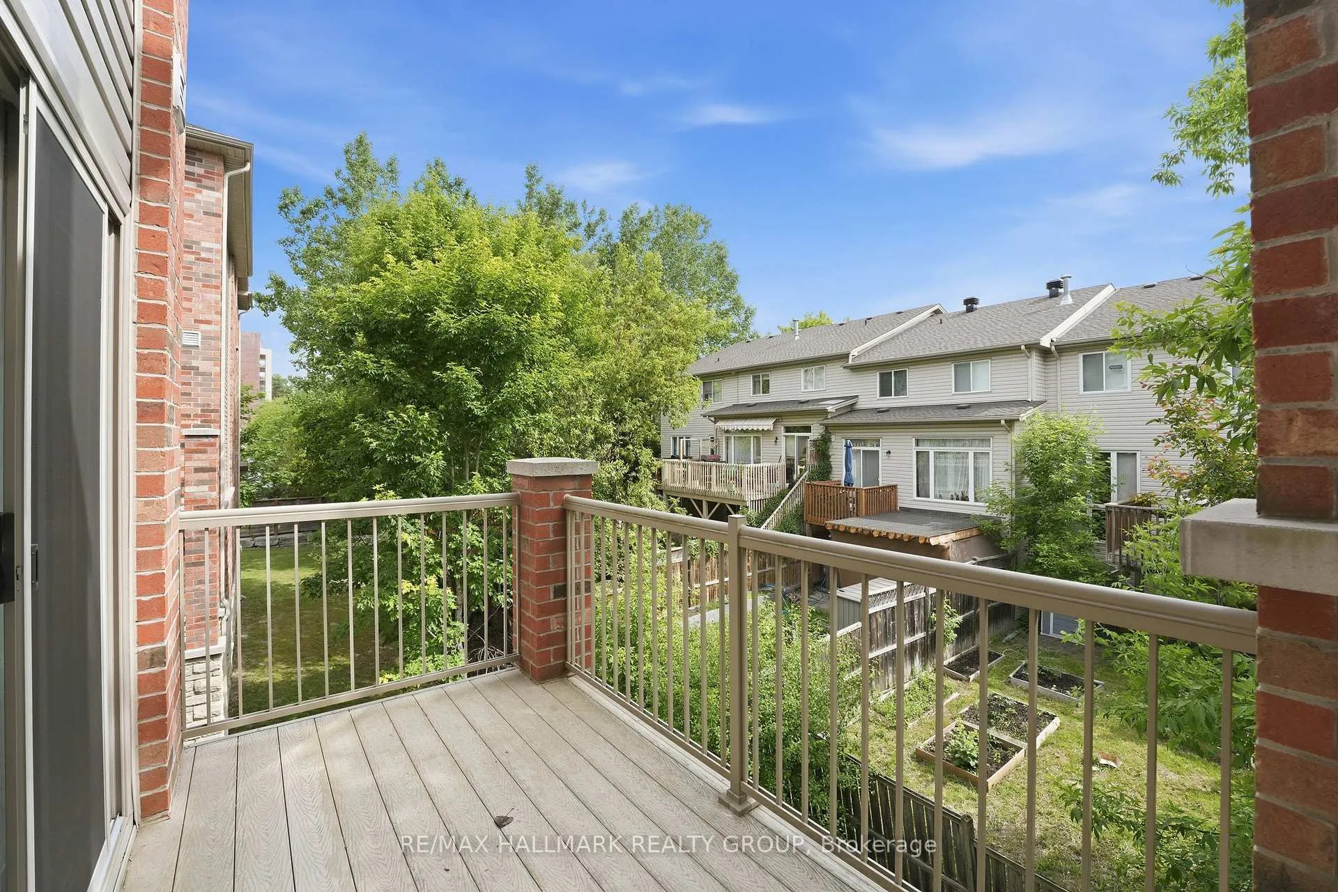 Photo 32 of 670 Danaca Private, Ottawa, Carson Meadows — HOMEH