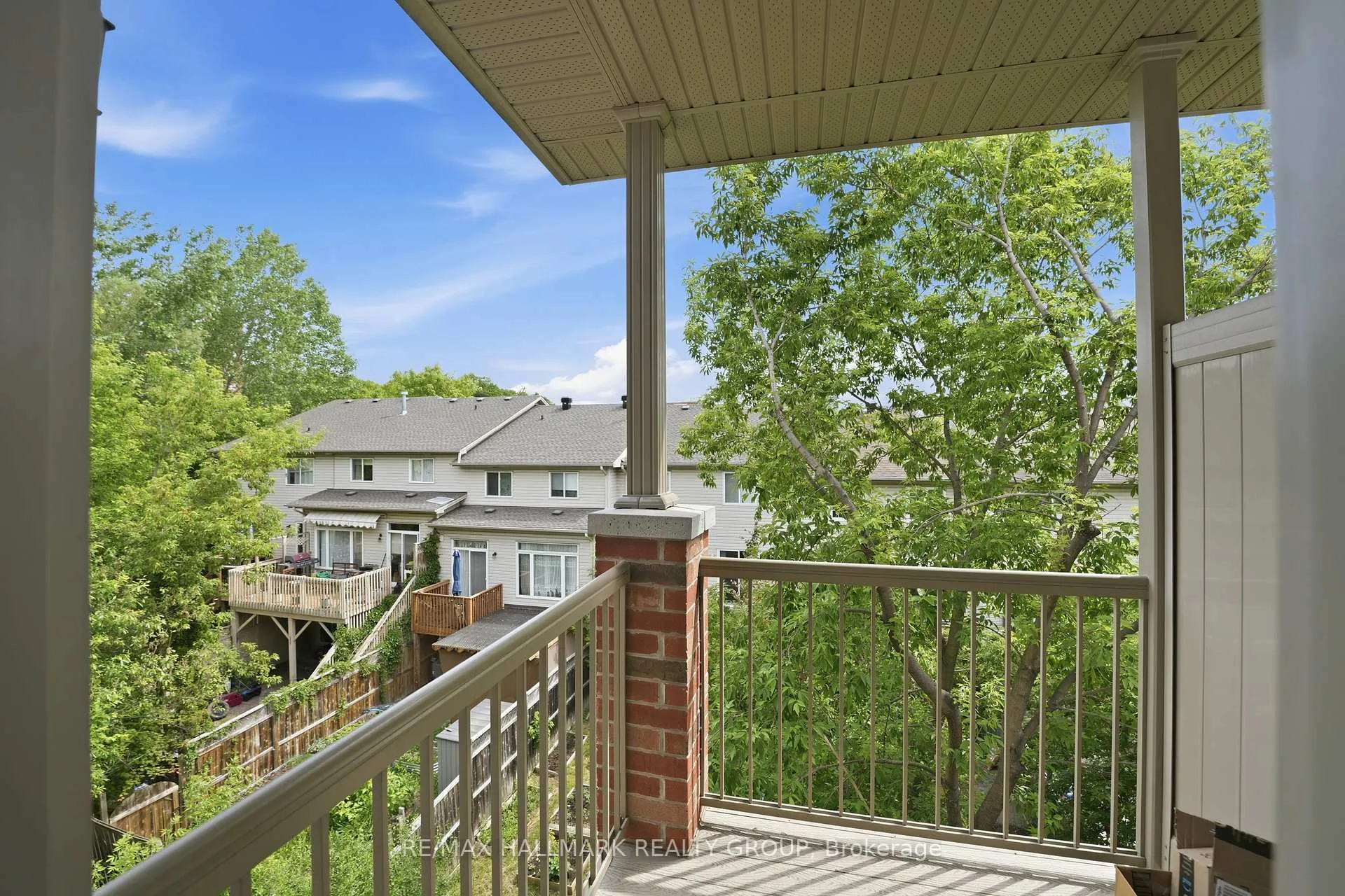 Photo 33 of 670 Danaca Private, Ottawa, Carson Meadows — HOMEH