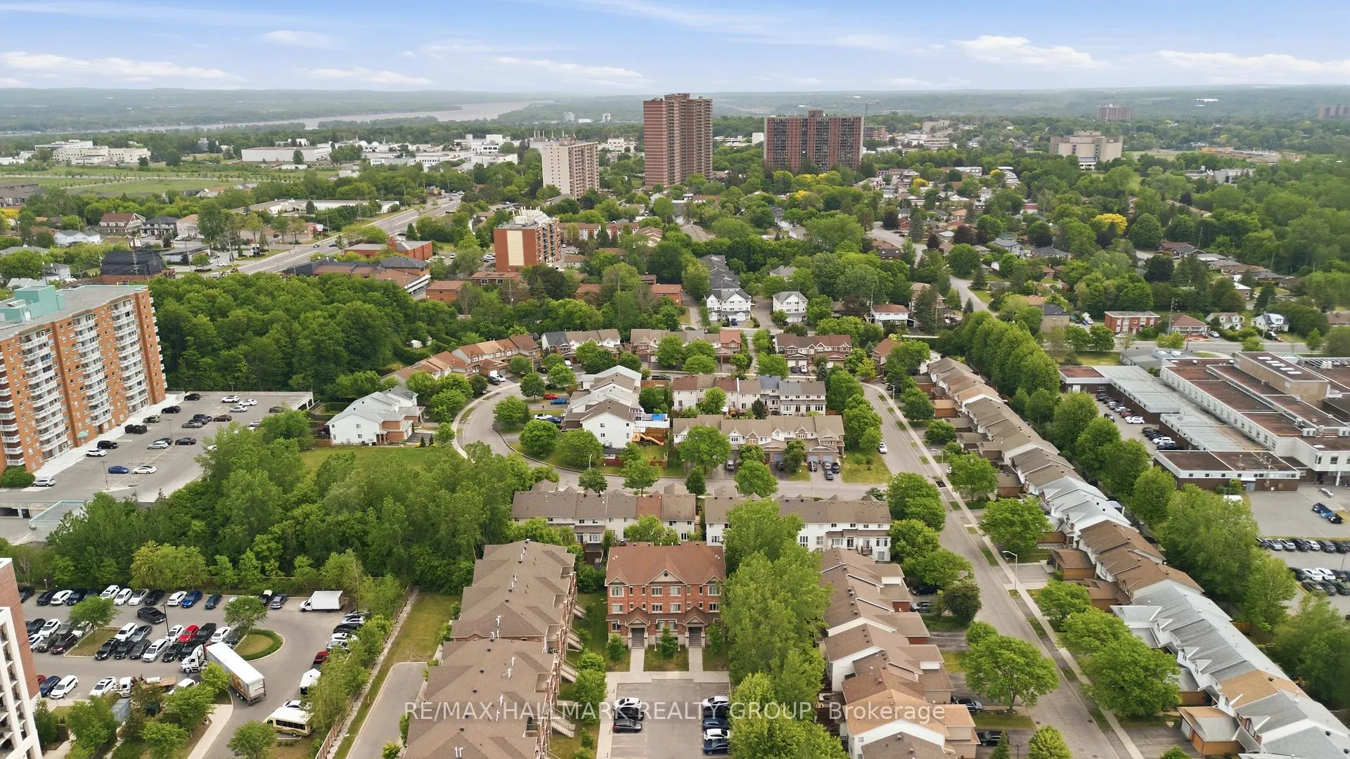 Photo 34 of 670 Danaca Private, Ottawa, Carson Meadows — HOMEH
