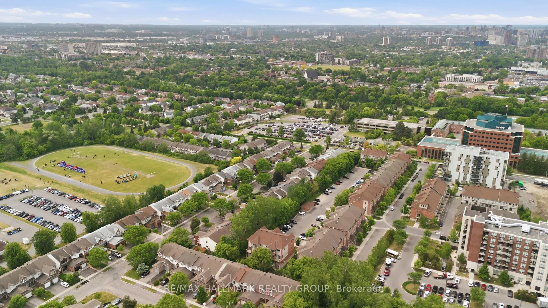 Photo 35 of 670 Danaca Private, Ottawa, Carson Meadows — HOMEH