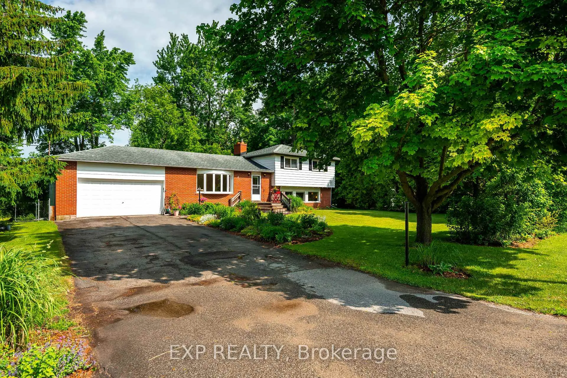 Front of 9410 Wellington Rd 42