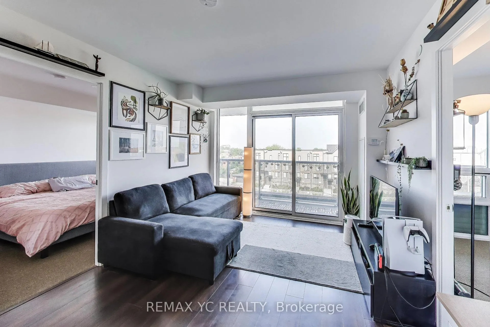 Photo 2 of Unit 520, 120 Varna Drive, Toronto, Englemount-Lawrence — HOMEH