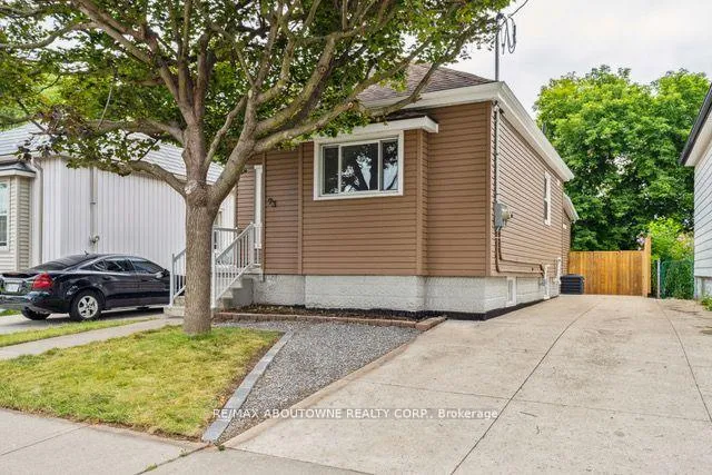 Photo 1 of Unit Upper, 93 East 31st Street, Hamilton, Raleigh — HOMEH