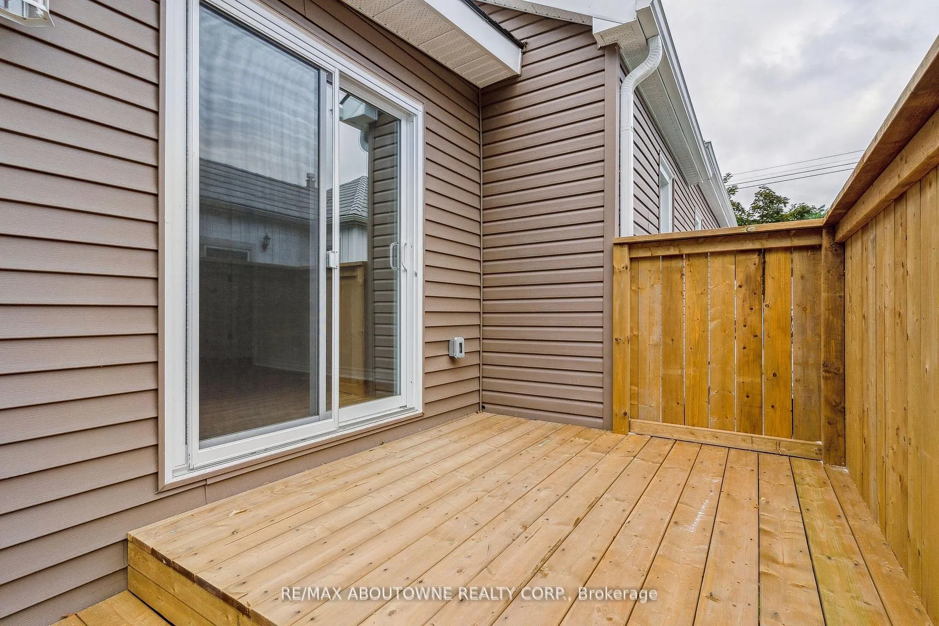 Photo 15 of Unit Upper, 93 East 31st Street, Hamilton, Raleigh — HOMEH