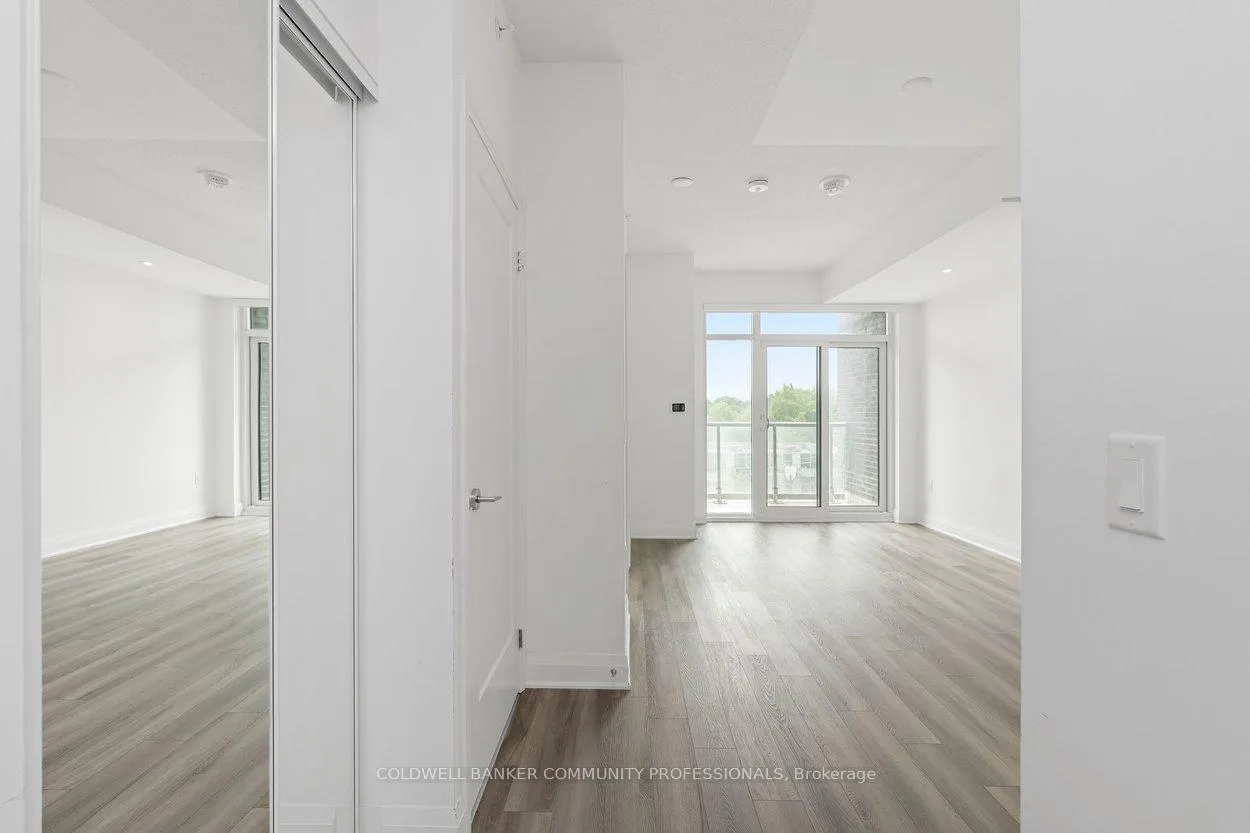 Photo 11 of Unit 16, 3220 Sheppard Avenue E, Scarborough, Tam O'Shanter-Sullivan — HOMEH