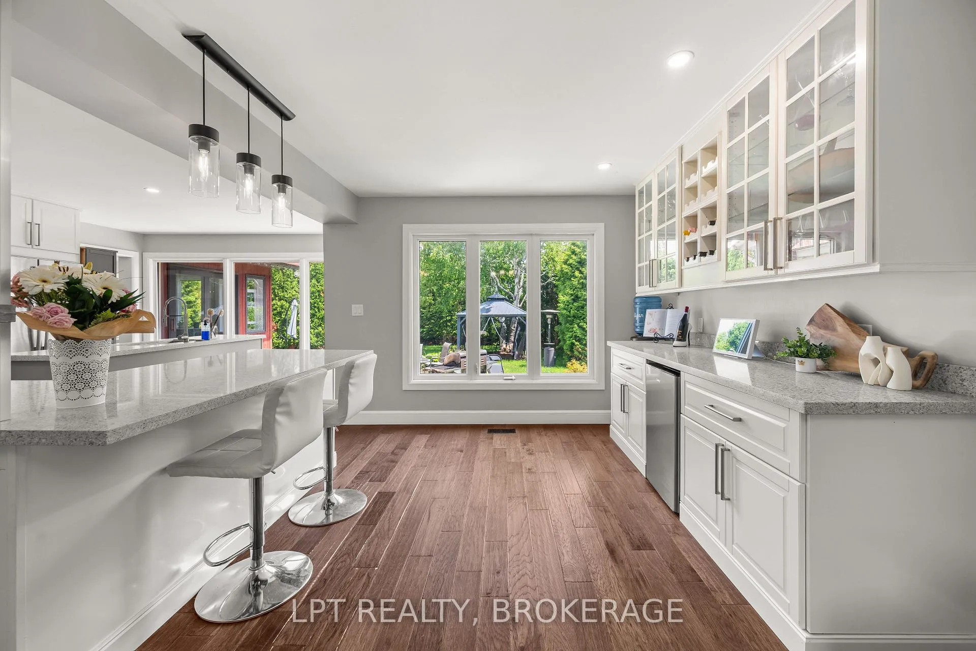Photo 21 of 19 Collegeview Crescent, Kingston, Central City West — HOMEH