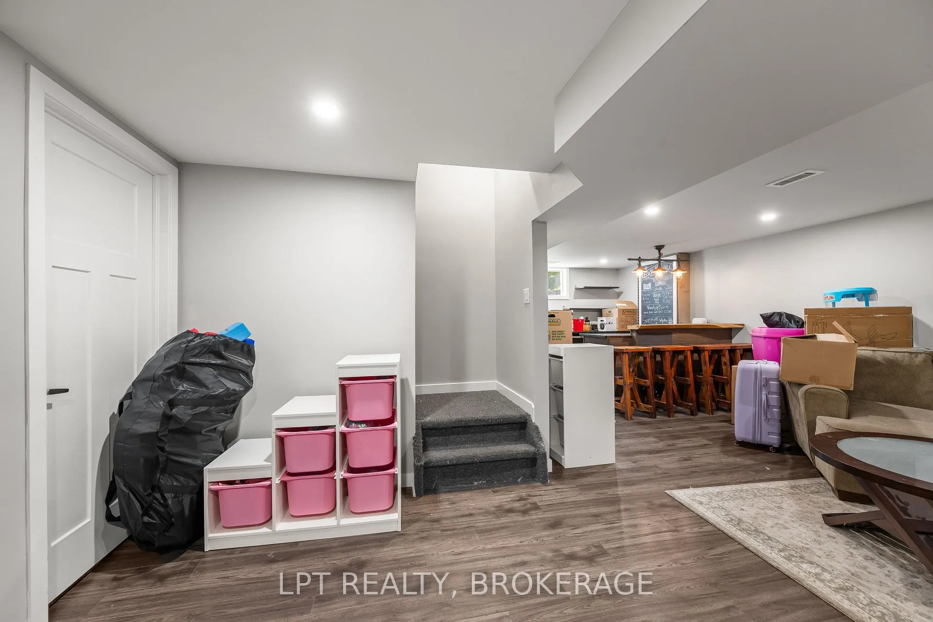 Photo 36 of 19 Collegeview Crescent, Kingston, Central City West — HOMEH
