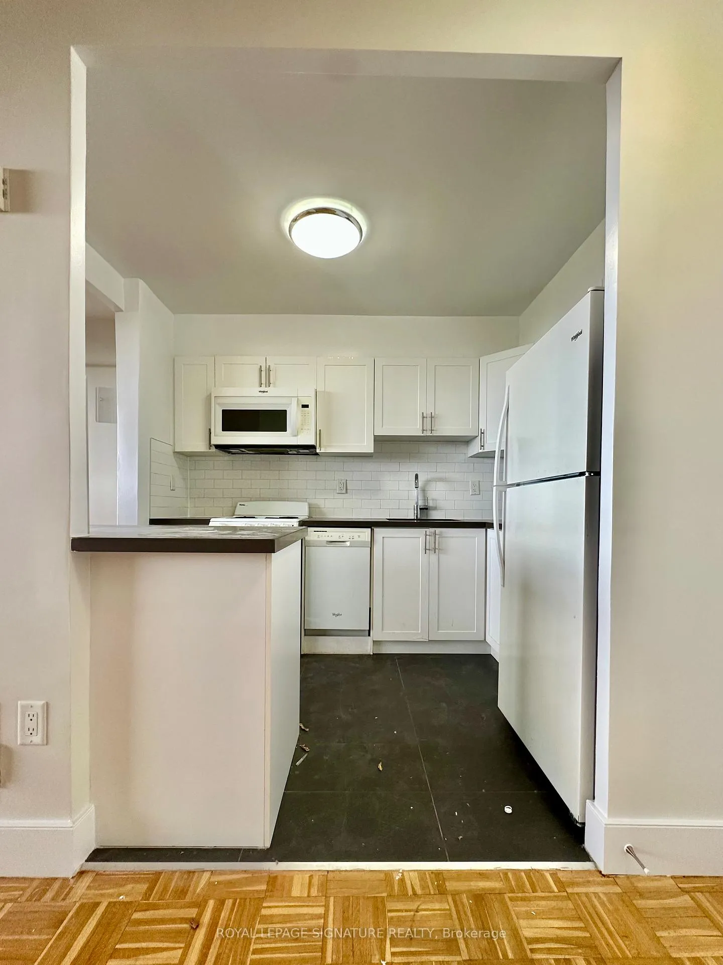 Photo 8 of Unit 2311, 666 Spadina Avenue, Toronto, University — HOMEH