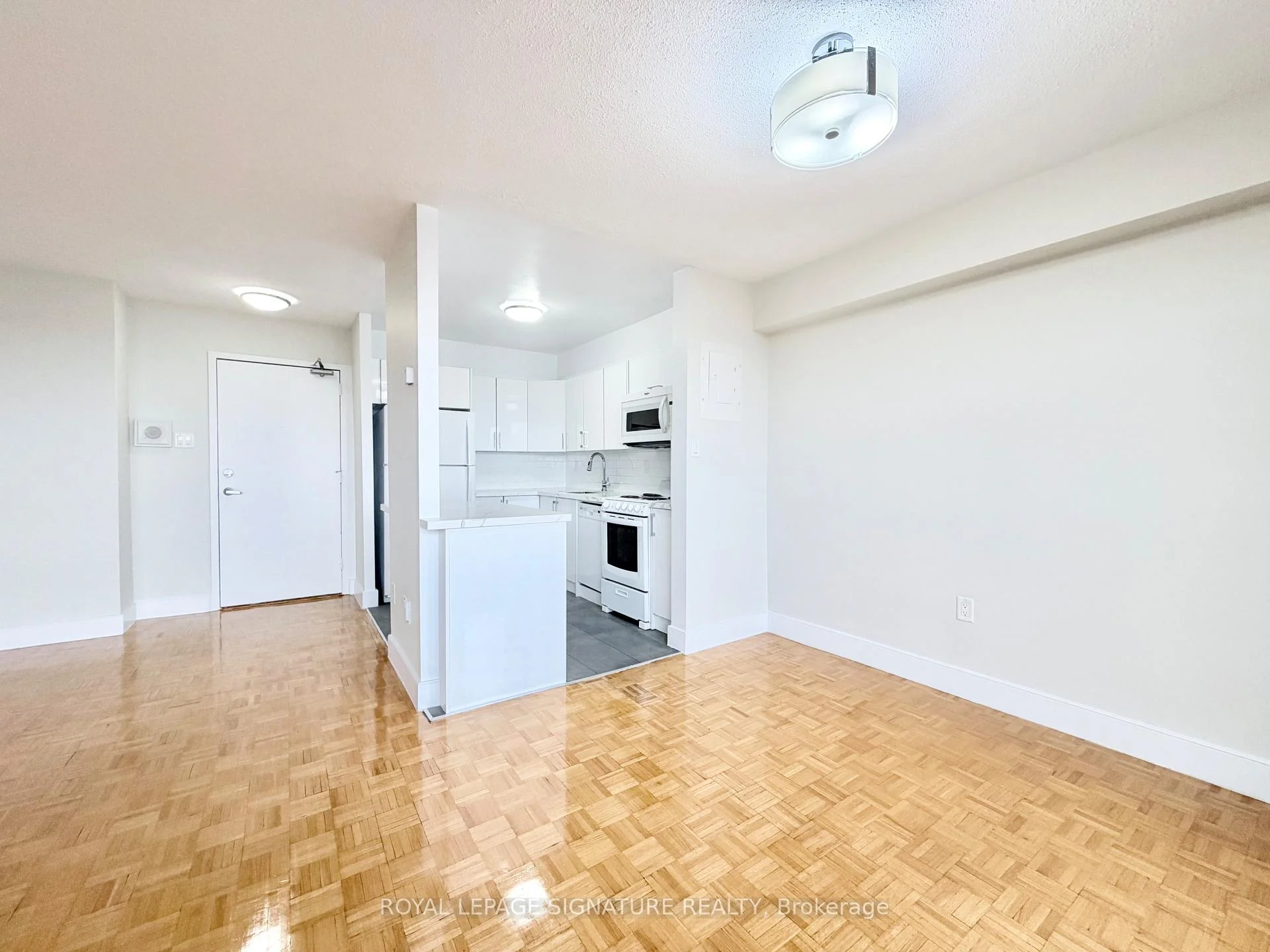 Photo 15 of Unit 2311, 666 Spadina Avenue, Toronto, University — HOMEH
