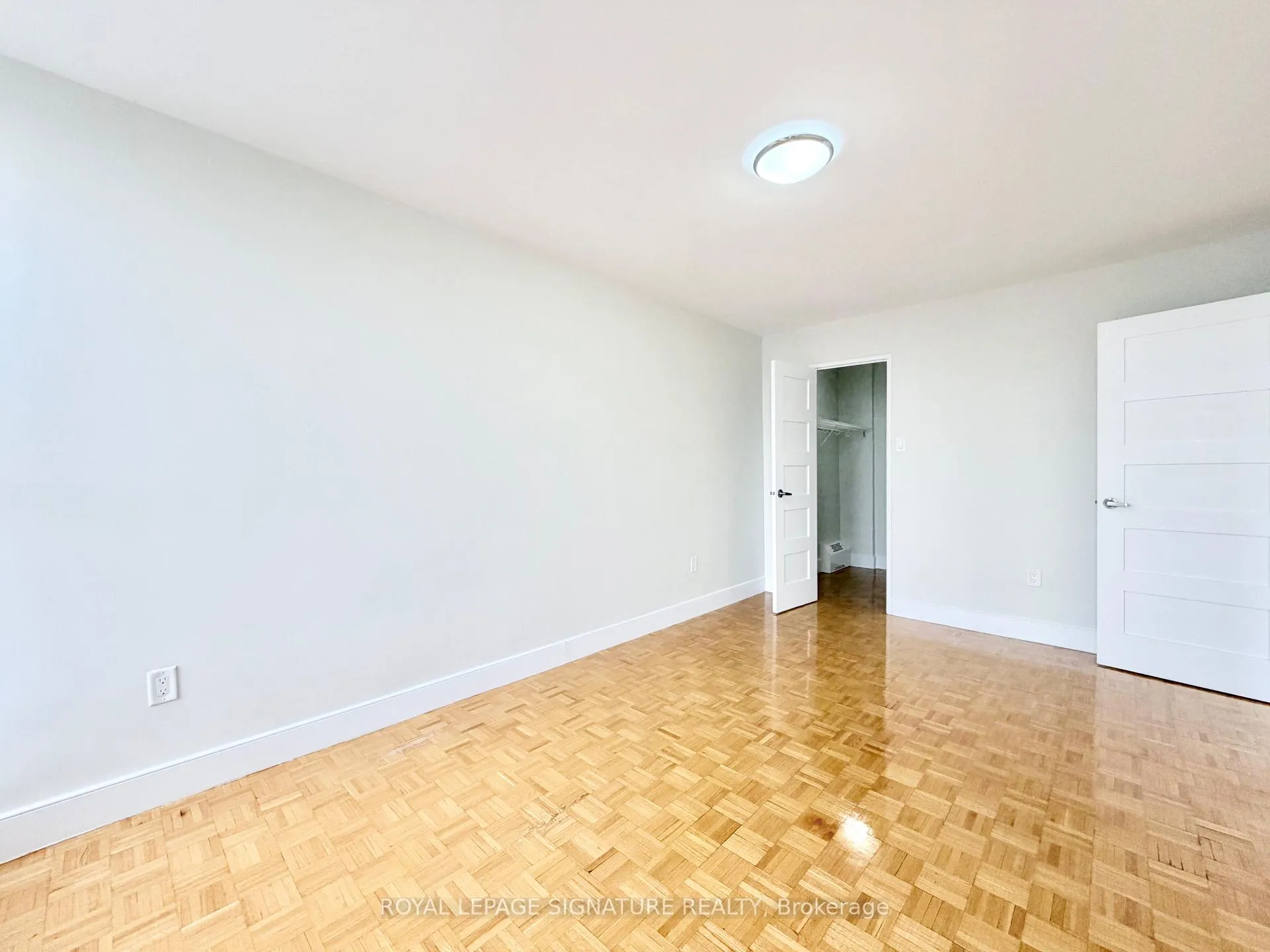 Photo 18 of Unit 2003, 666 Spadina Avenue, Toronto, University — HOMEH