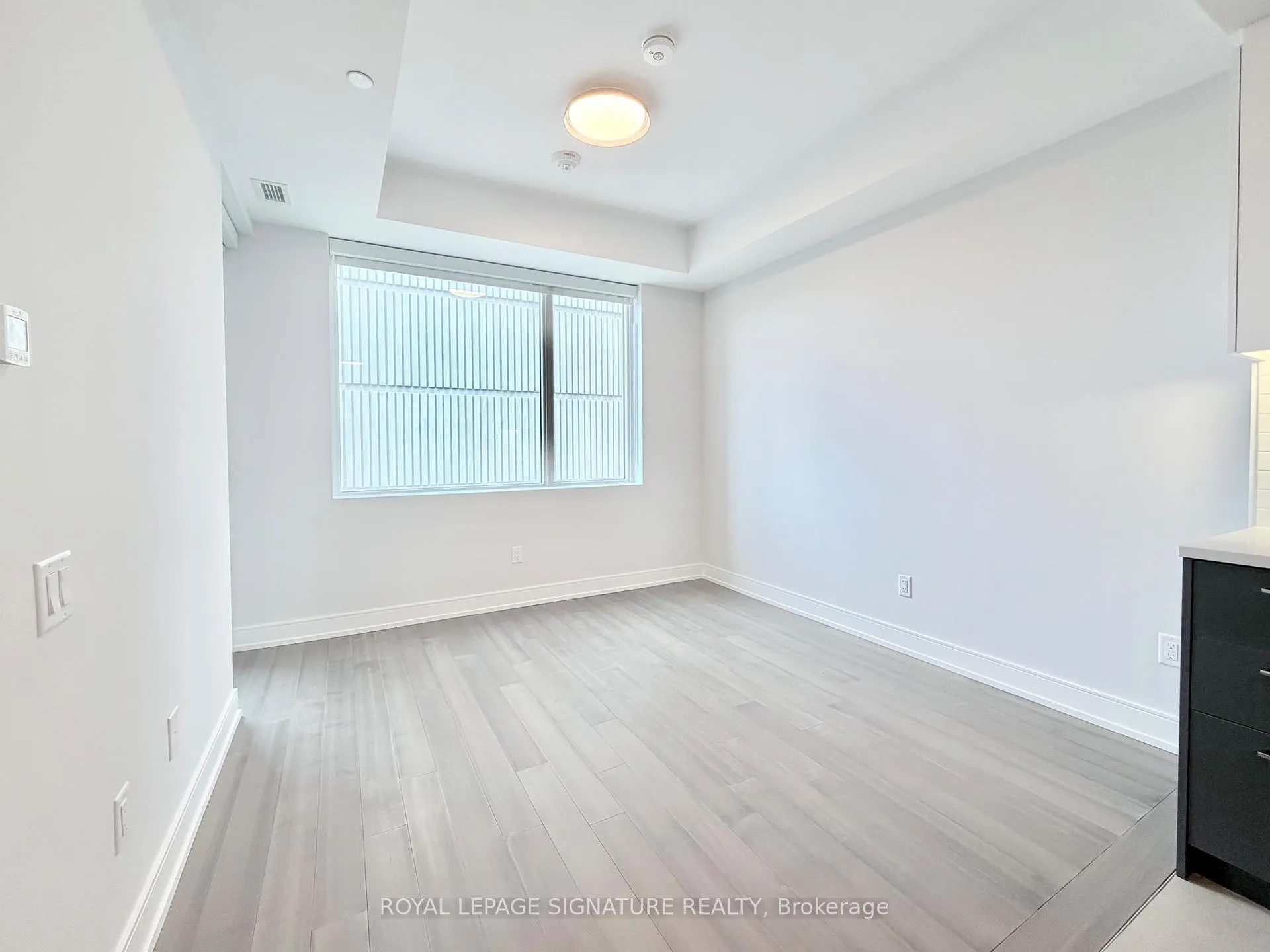 Photo 6 of Unit 504, 664 Spadina Avenue, Toronto, University — HOMEH