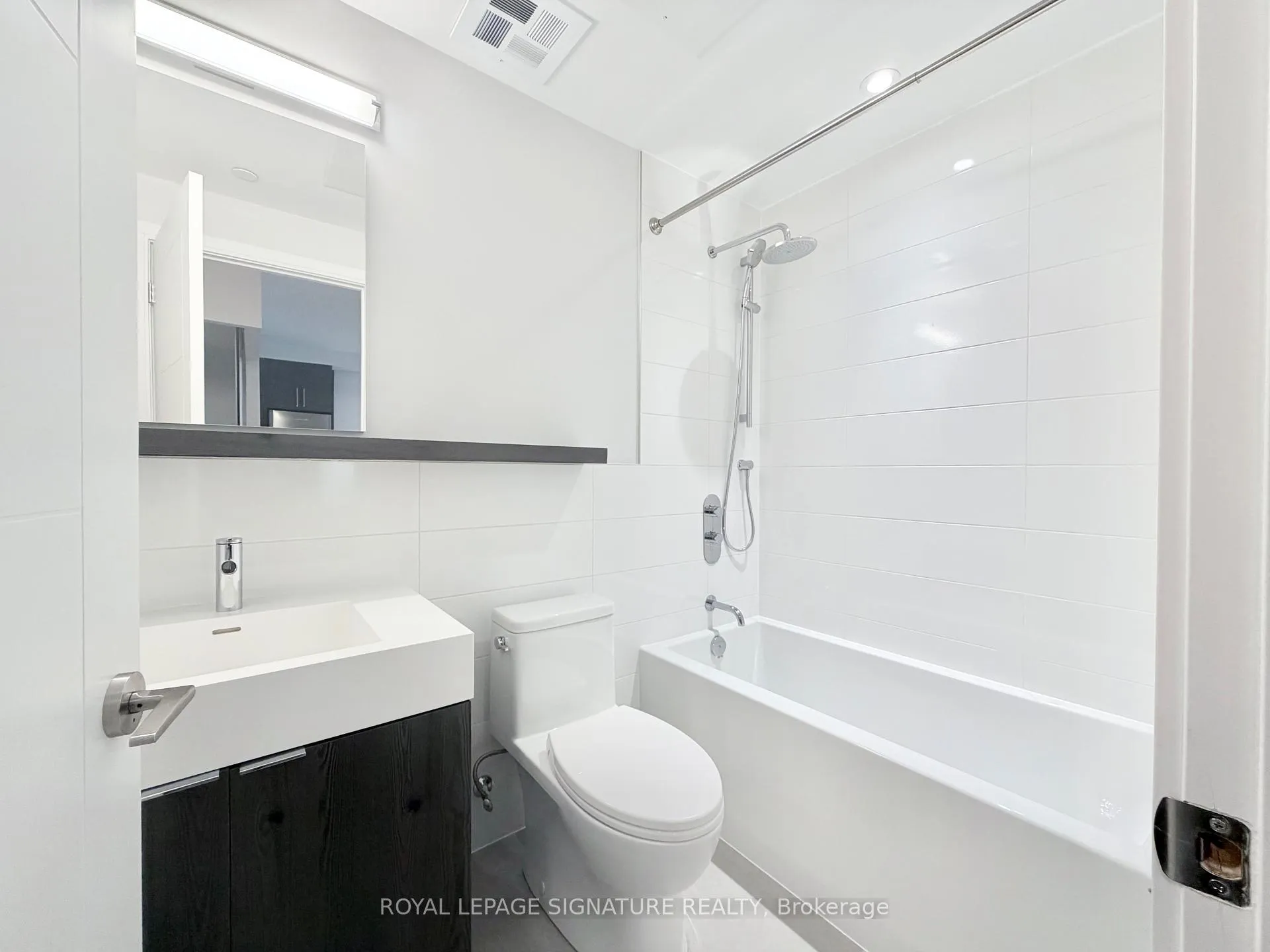 Photo 16 of Unit 504, 664 Spadina Avenue, Toronto, University — HOMEH