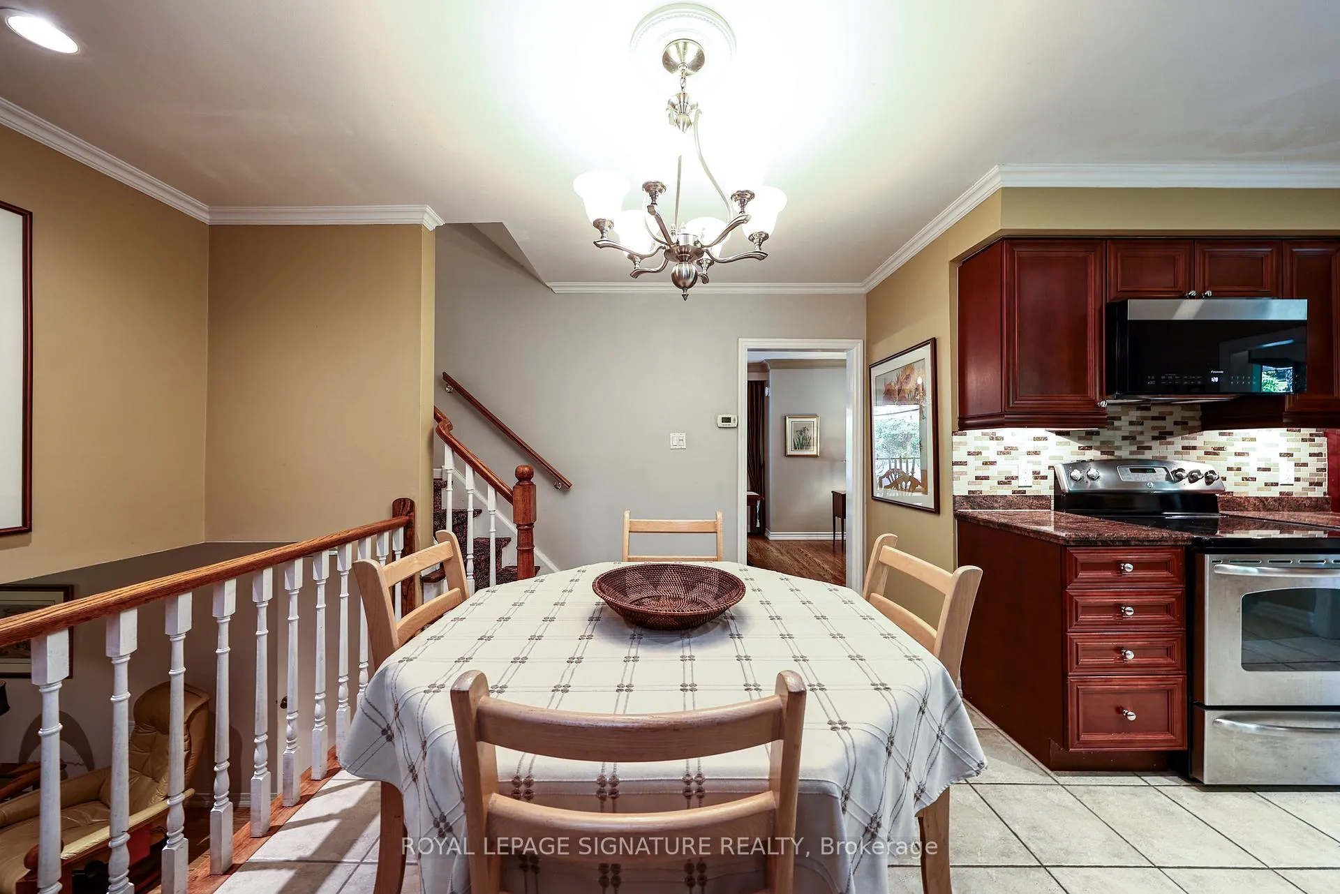 Photo 15 of 60 Sciberras Road, Markham, Unionville — HOMEH