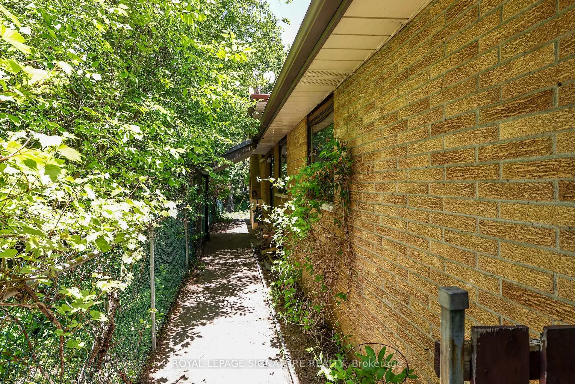 Photo 40 of 60 Sciberras Road, Markham, Unionville — HOMEH
