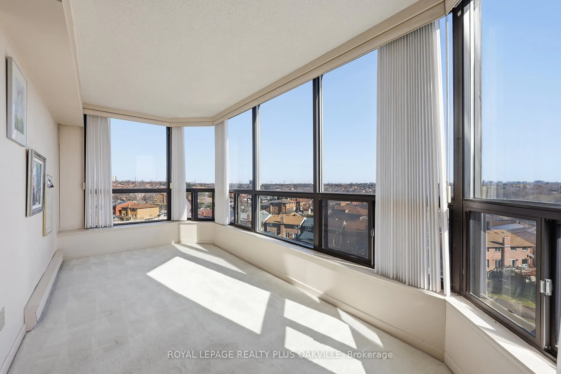 Photo 4 of Unit 808, 200 Robert Speck Parkway, Mississauga, Rathwood — HOMEH