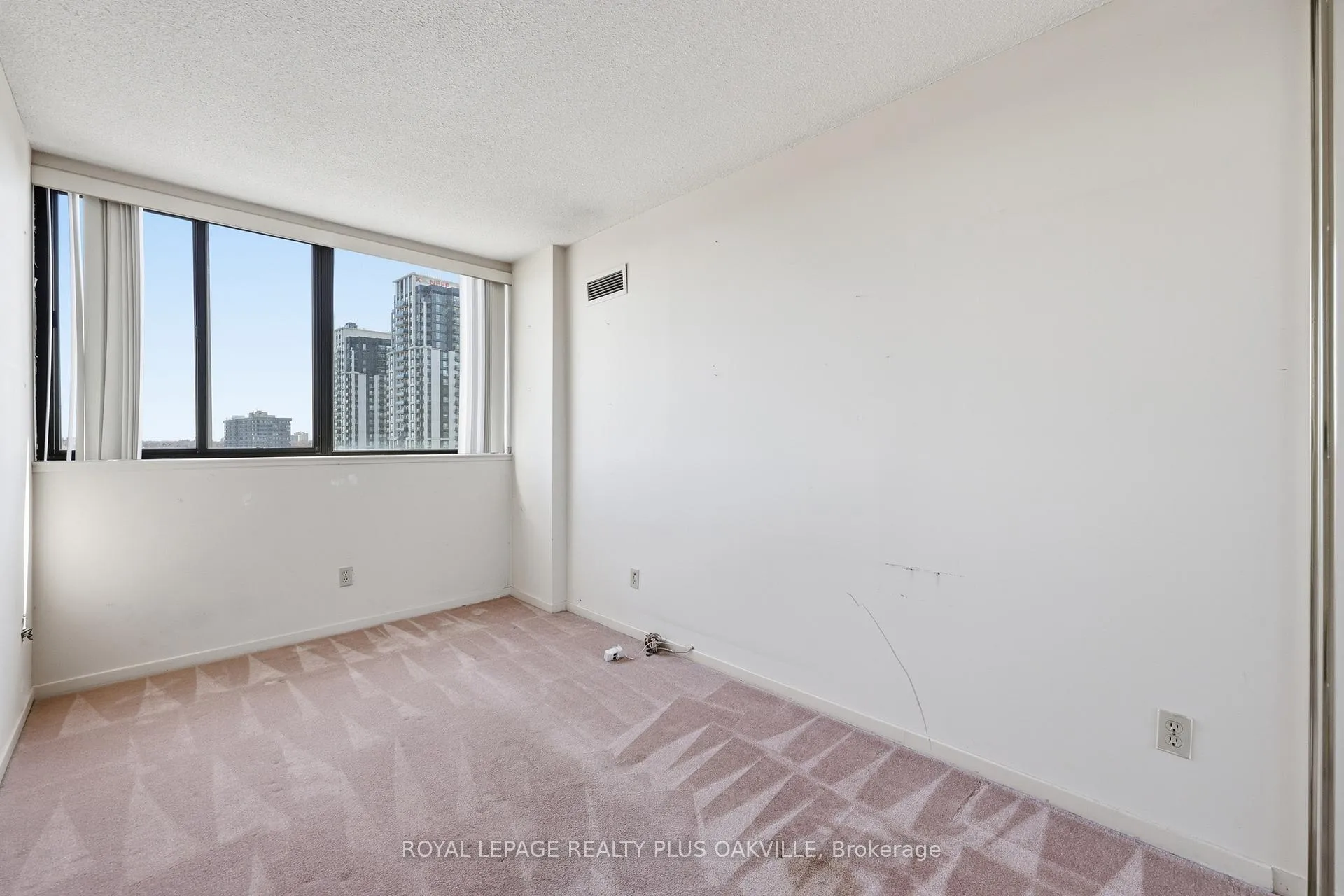 Photo 19 of Unit 808, 200 Robert Speck Parkway, Mississauga, Rathwood — HOMEH