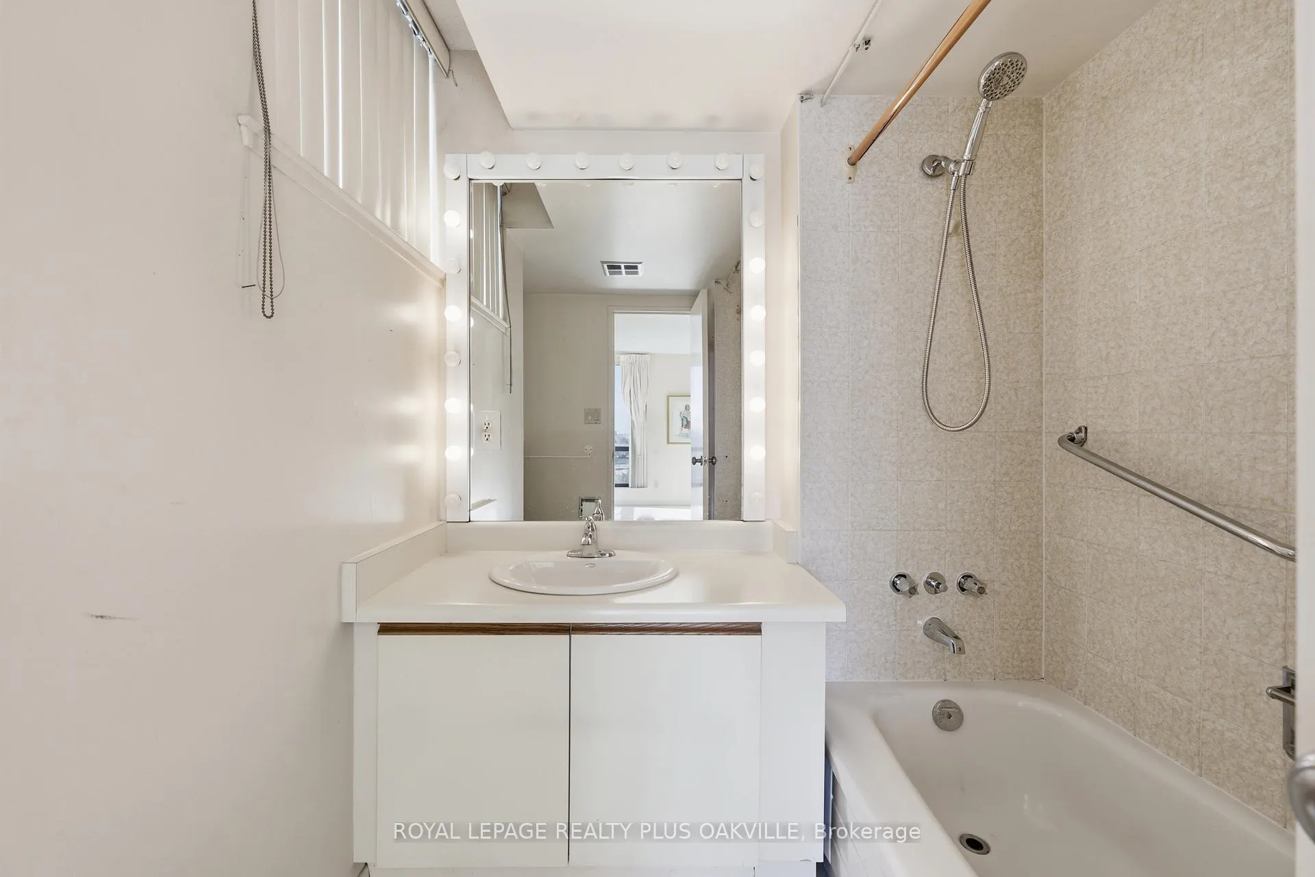 Photo 24 of Unit 808, 200 Robert Speck Parkway, Mississauga, Rathwood — HOMEH
