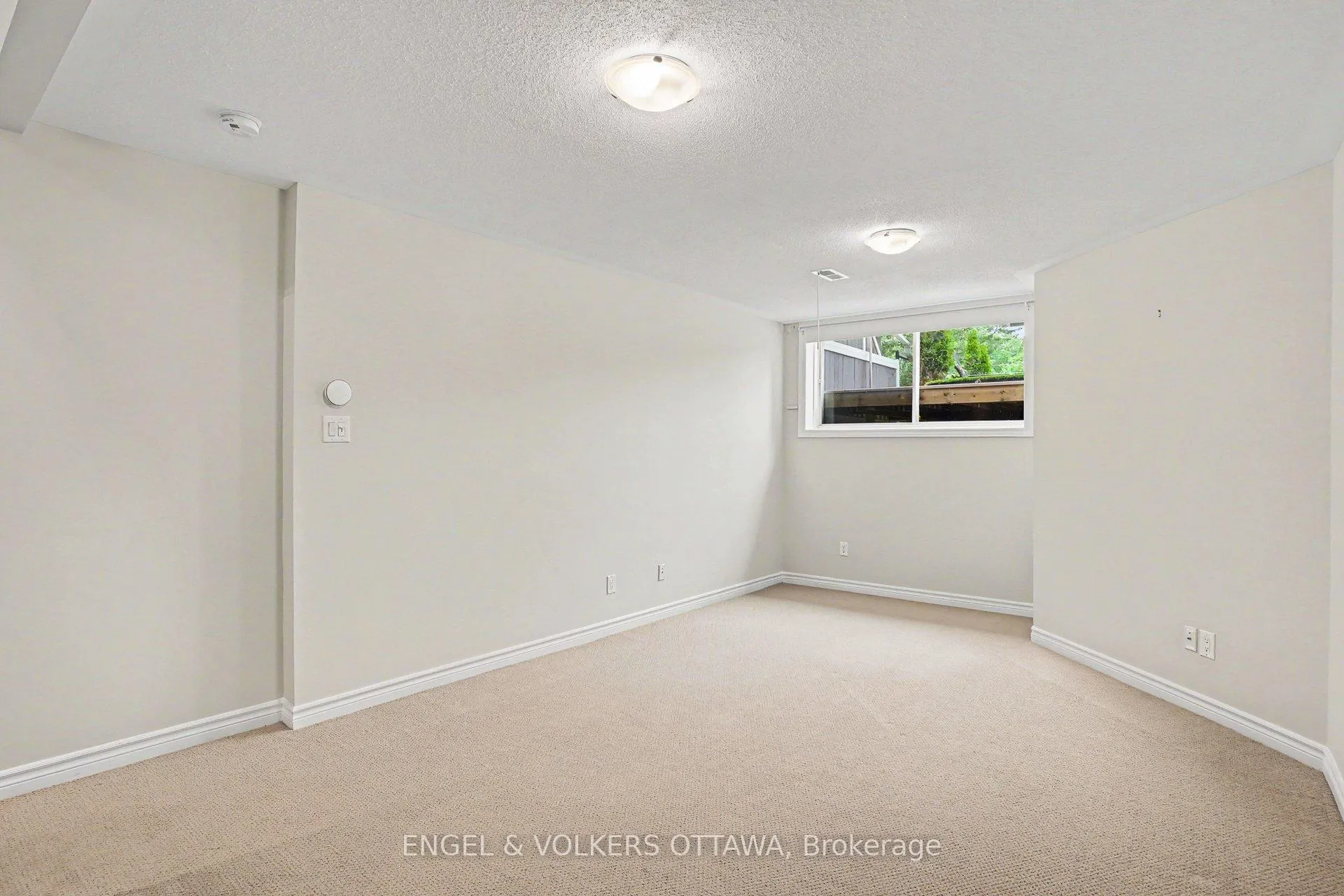 Photo 15 of 340 Forestbrook Street, Ottawa, Kanata - Morgan's Grant/South March — HOMEH
