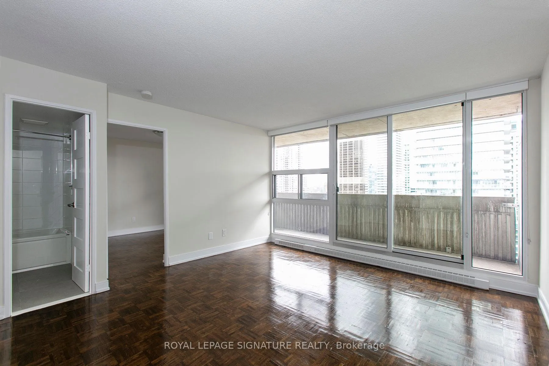 Photo 3 of Unit 210, 33 Isabella Street, Toronto, Church-Yonge Corridor — HOMEH