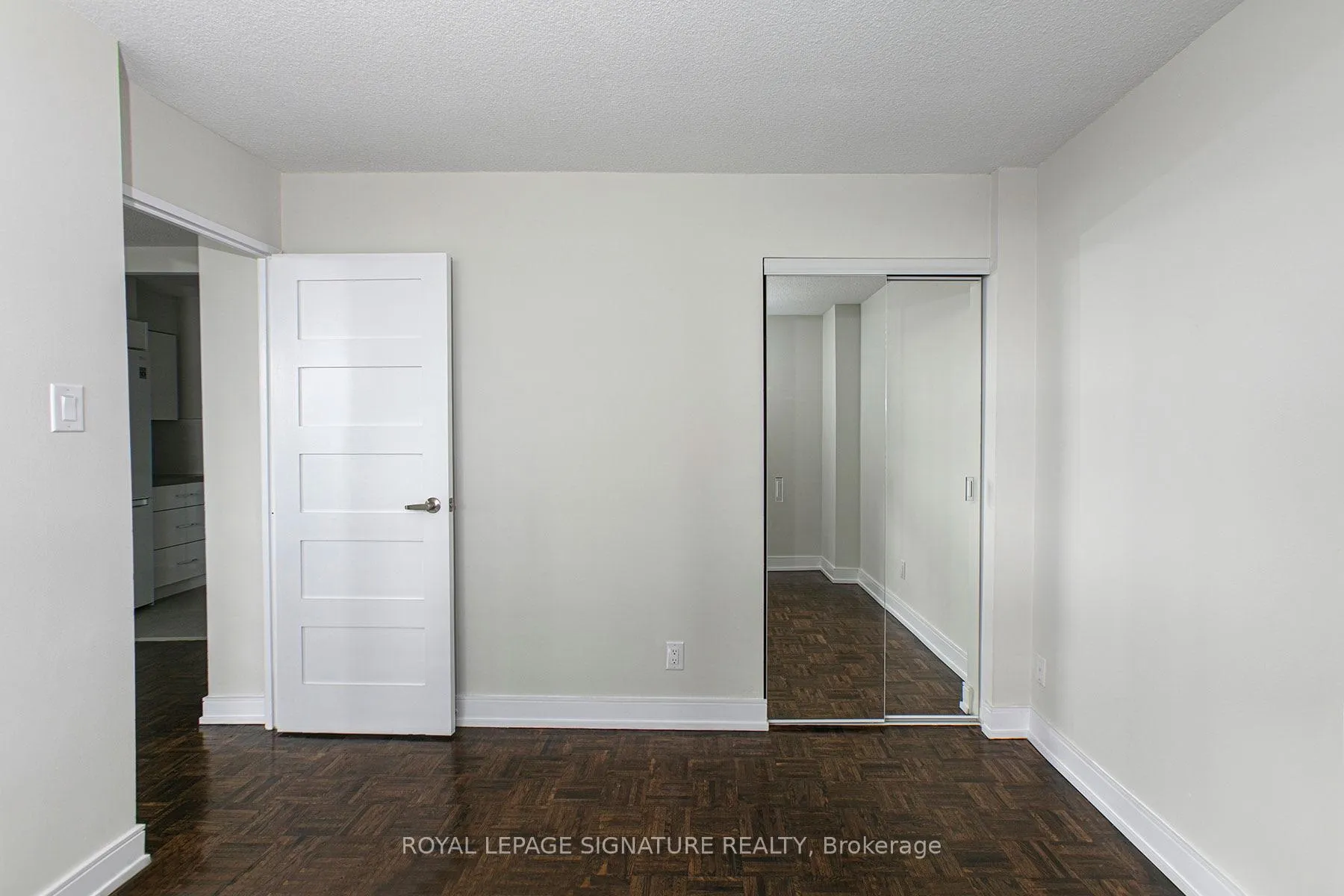 Photo 4 of Unit 210, 33 Isabella Street, Toronto, Church-Yonge Corridor — HOMEH