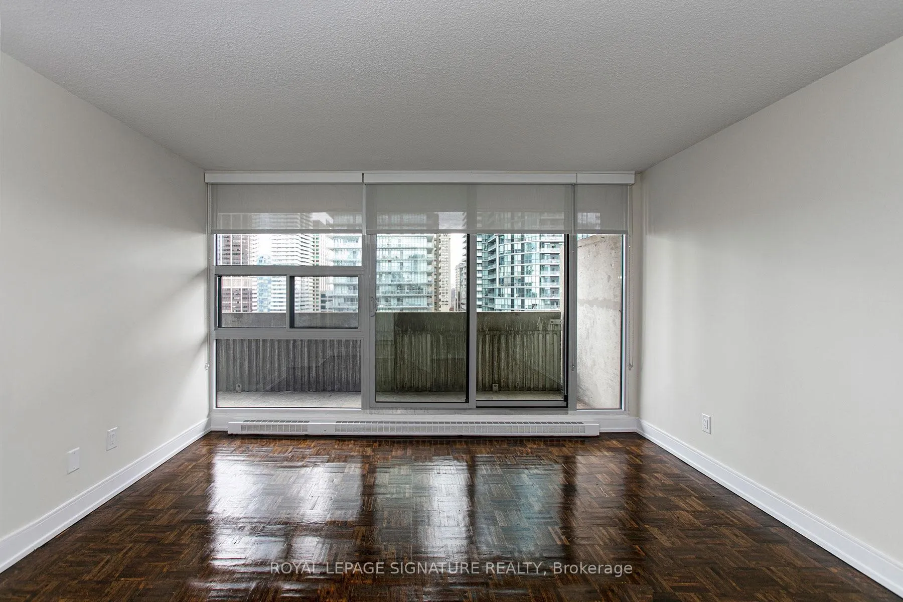 Photo 7 of Unit 210, 33 Isabella Street, Toronto, Church-Yonge Corridor — HOMEH