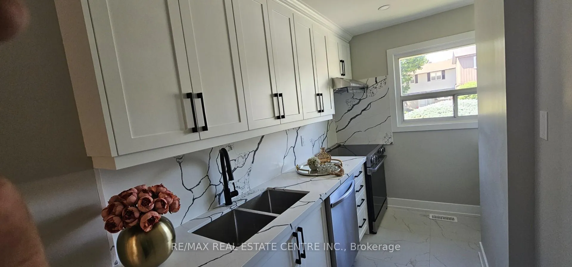 Photo 8 of 7 Great Oak Court, Brampton, Northgate — HOMEH