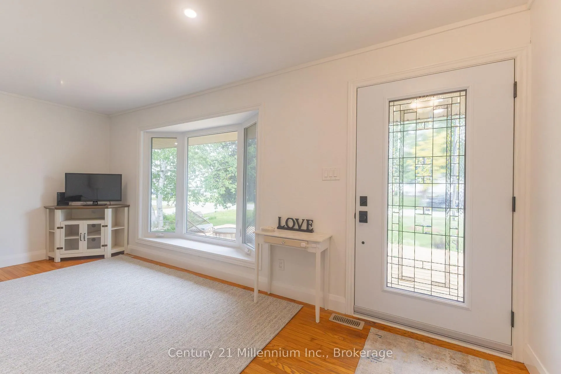 Photo 9 of 101 Albert Street, Arran-Elderslie — HOMEH