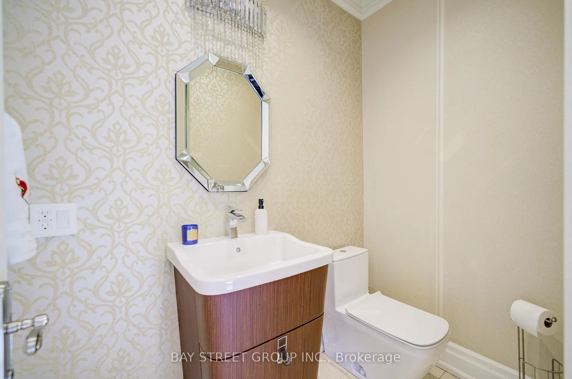 Photo 30 of 165 Krieghoff Avenue, Markham, Unionville — HOMEH