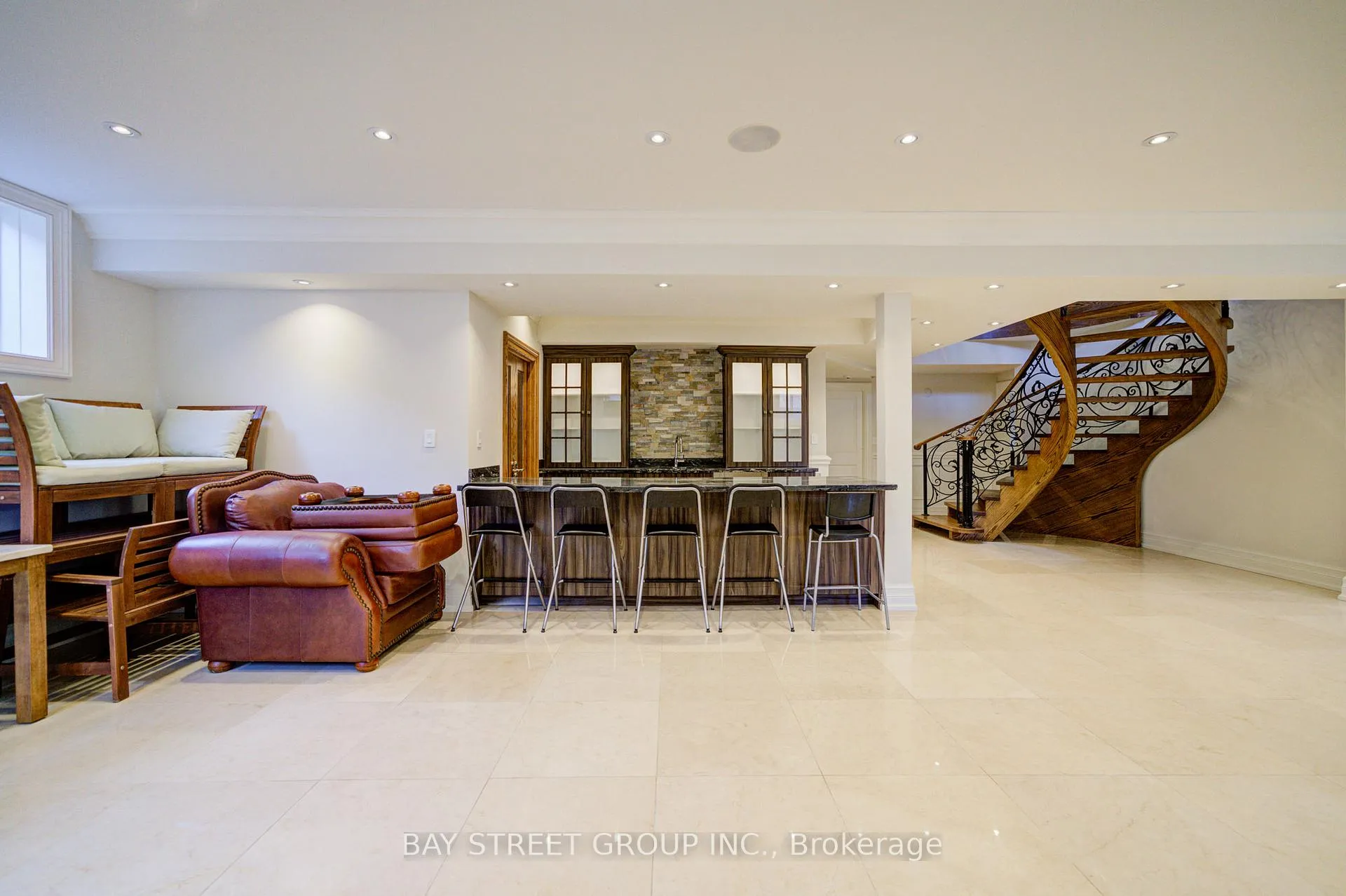 Photo 54 of 165 Krieghoff Avenue, Markham, Unionville — HOMEH