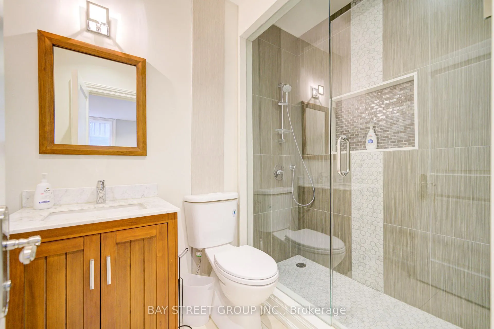 Photo 61 of 165 Krieghoff Avenue, Markham, Unionville — HOMEH