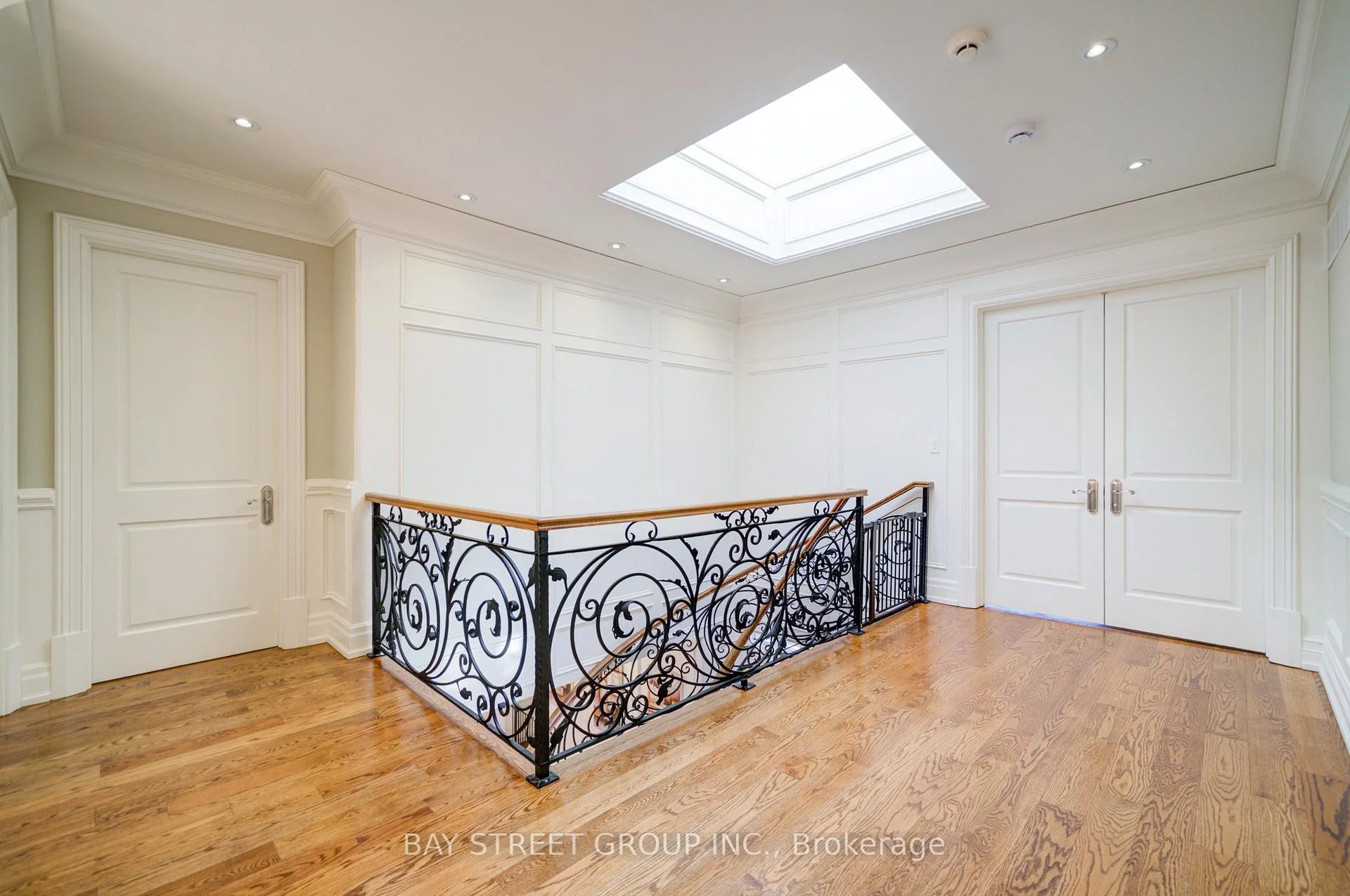 Photo 40 of 165 Krieghoff Avenue, Markham, Unionville — HOMEH