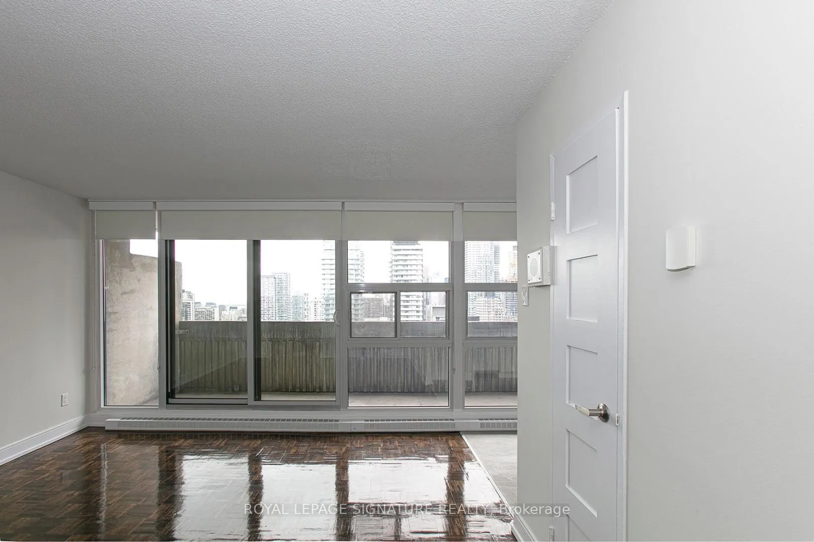 Photo 1 of Unit 203, 33 Isabella Street, Toronto, Church-Yonge Corridor — HOMEH