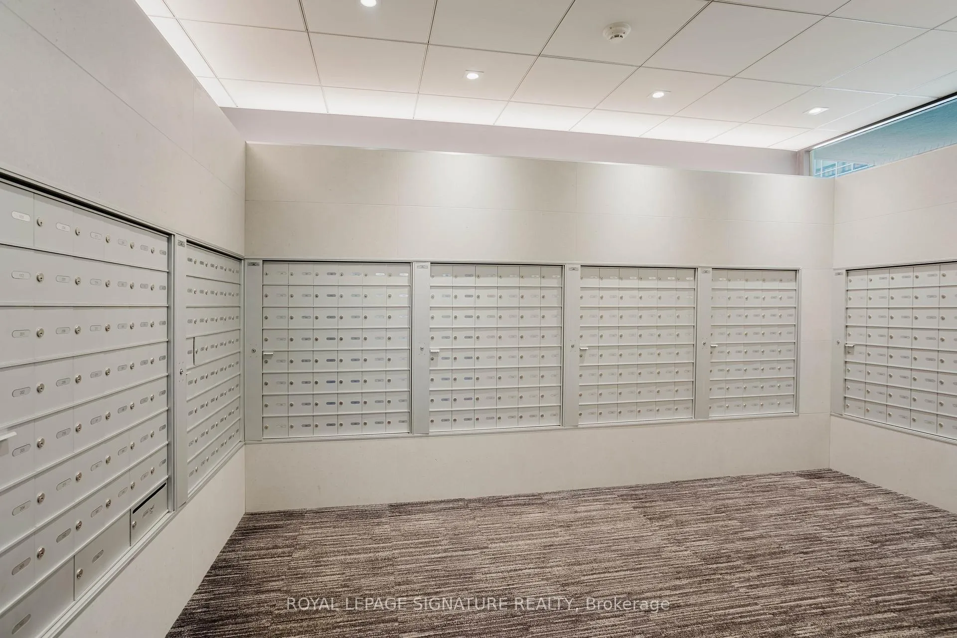 Photo 8 of Unit 203, 33 Isabella Street, Toronto, Church-Yonge Corridor — HOMEH
