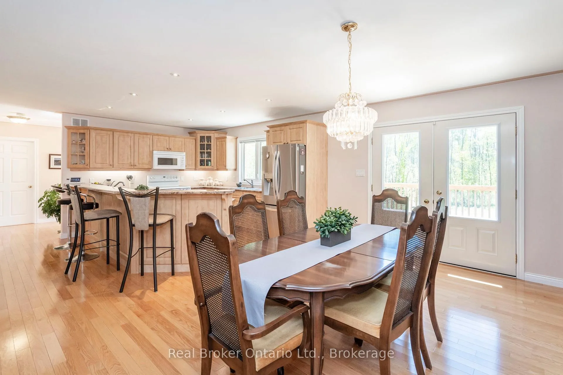 Photo 7 of 115 Mitchell's Beach Road, Tay, Victoria Harbour — HOMEH