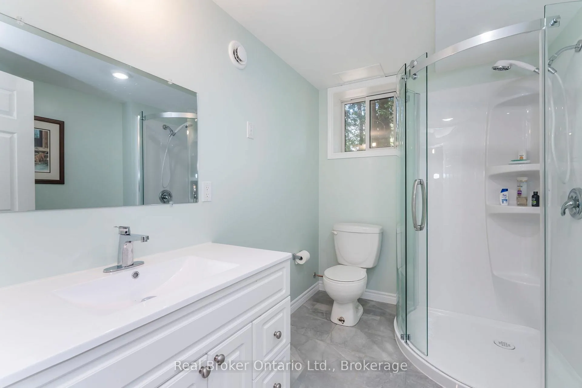 Photo 15 of 115 Mitchell's Beach Road, Tay, Victoria Harbour — HOMEH