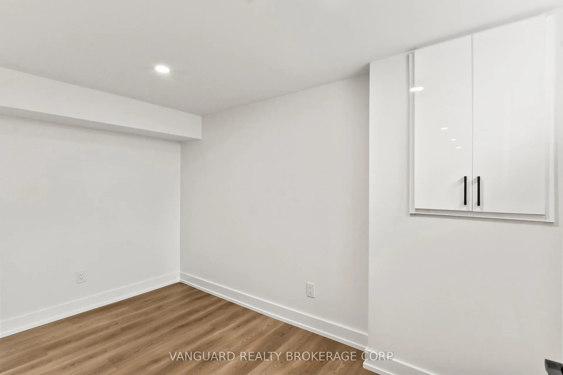 Photo 37 of 69 Joyce Parkway, North York, Yorkdale-Glen Park — HOMEH