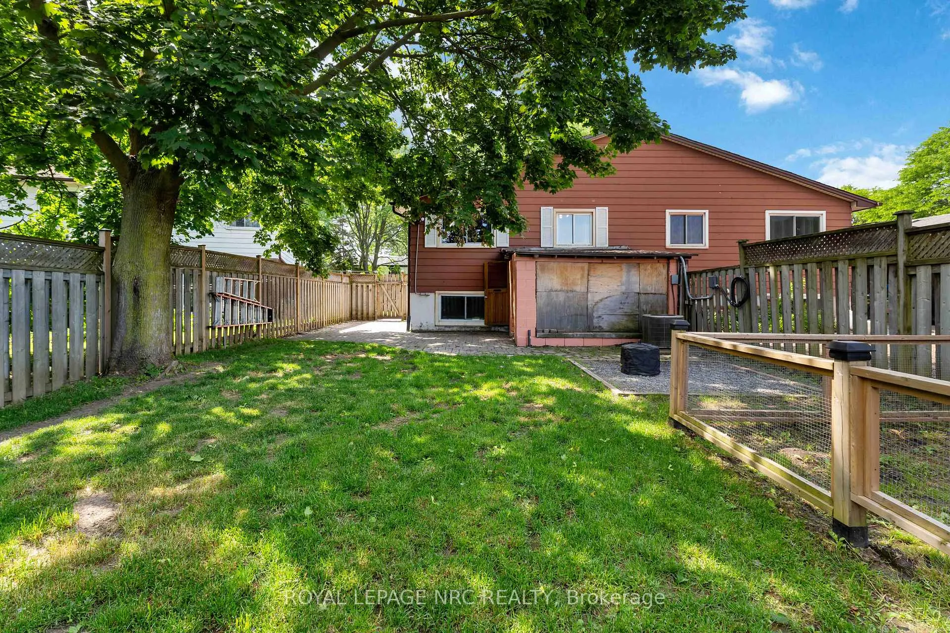 Photo 36 of 6583 Harmony Avenue, Niagara Falls, West Wood — HOMEH