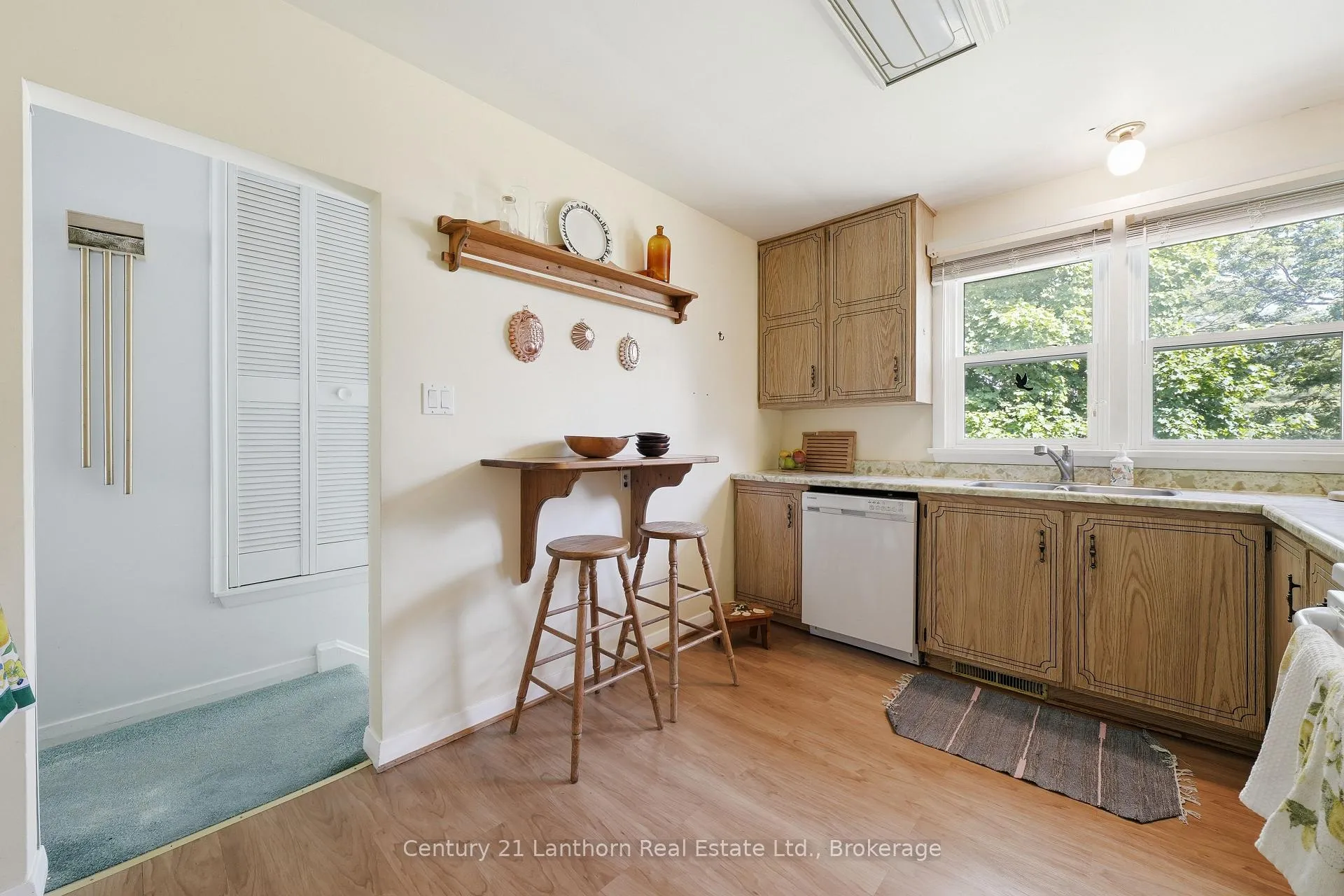 Photo 14 of 2 Century Drive, Prince Edward County, Picton Ward — HOMEH