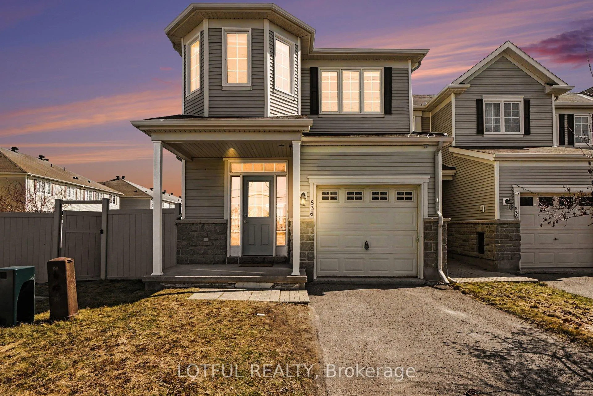 Photo 1 of 836 Kennacraig Private, Ottawa, Barrhaven - Stonebridge — HOMEH