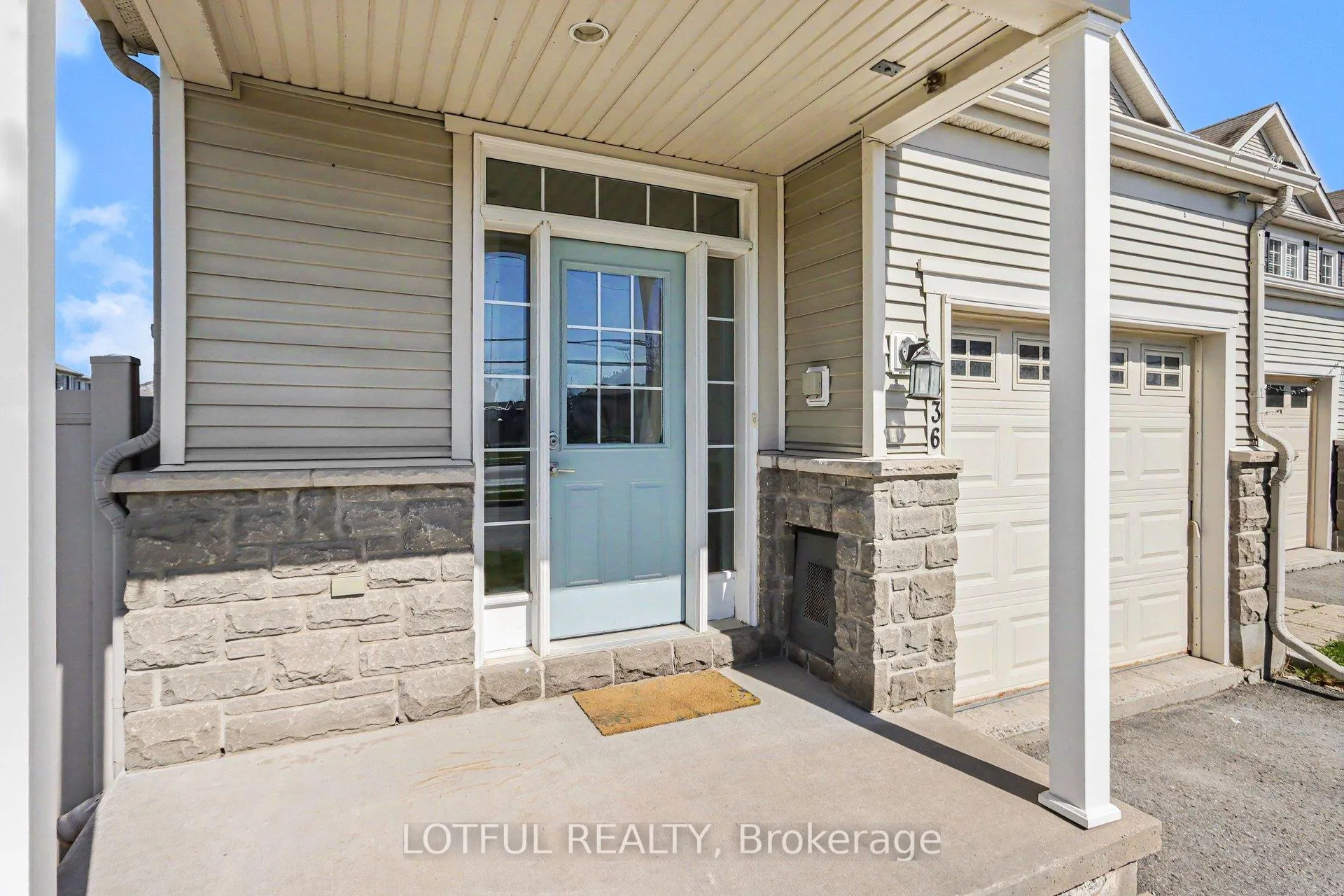 Photo 3 of 836 Kennacraig Private, Ottawa, Barrhaven - Stonebridge — HOMEH