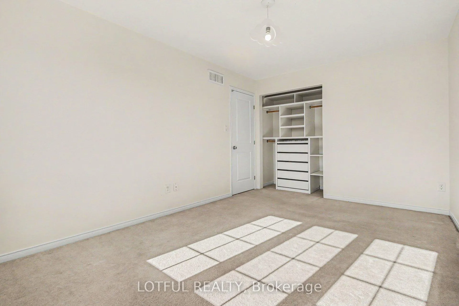 Photo 27 of 836 Kennacraig Private, Ottawa, Barrhaven - Stonebridge — HOMEH