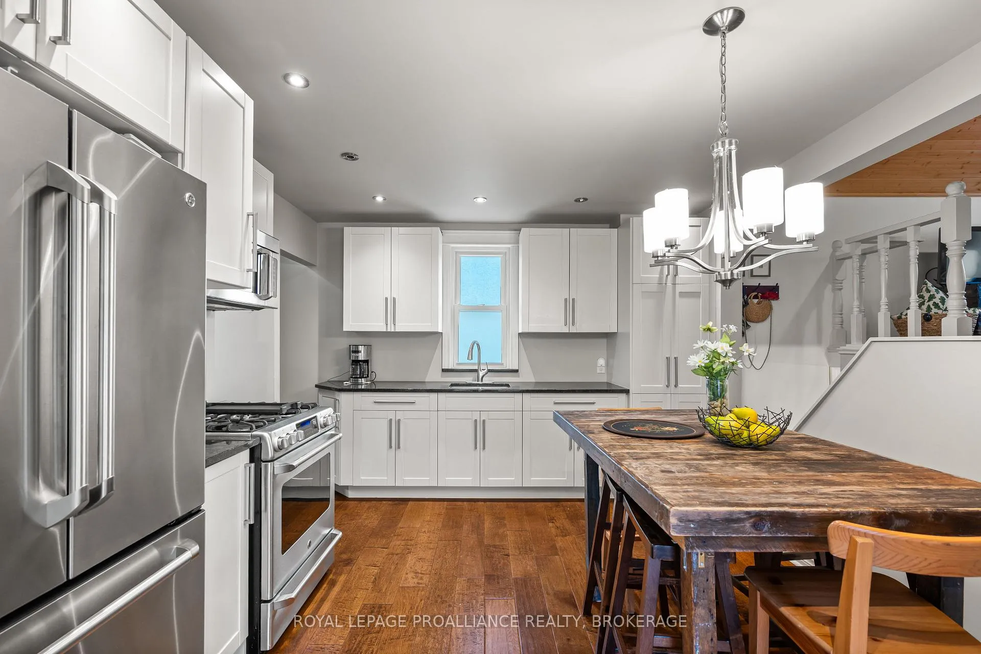 Photo 13 of 115 James Street, Kingston, East of Sir John A. Blvd — HOMEH