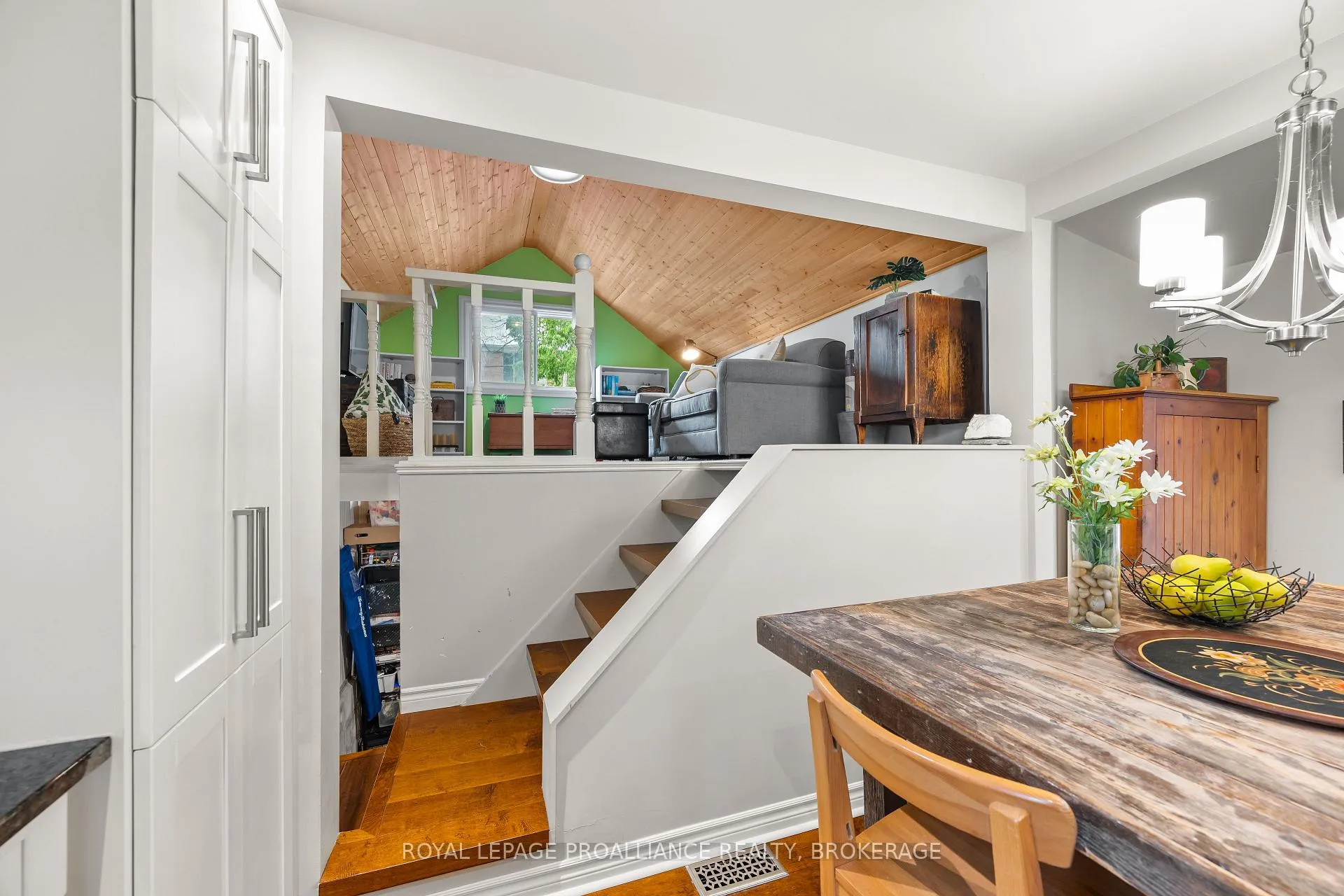 Photo 16 of 115 James Street, Kingston, East of Sir John A. Blvd — HOMEH